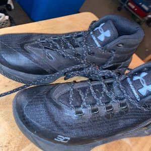 used black stephon curry under armor shoes